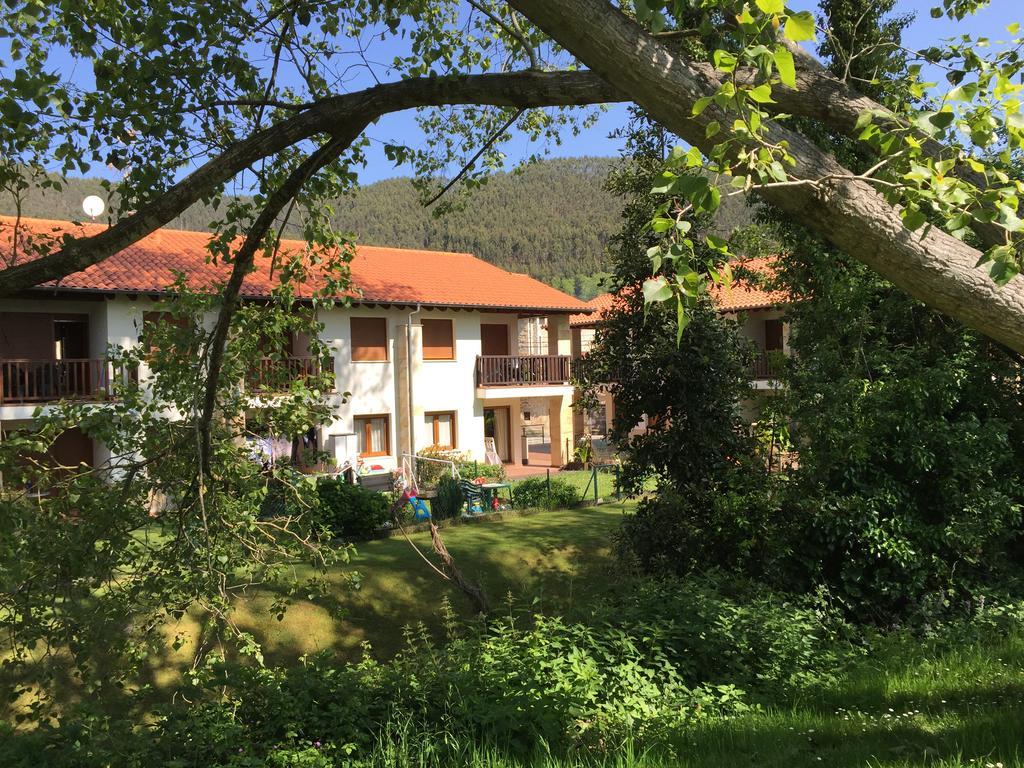 Apartamentos Rurales La Fuente Pesués Zewnętrze zdjęcie